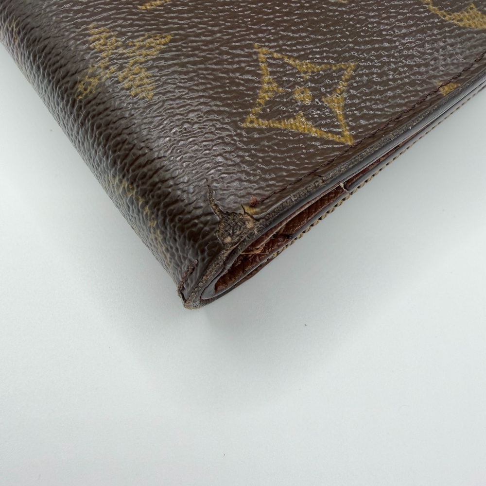 Louis Vuitton Monogram Compact Zippe Zipped Wallet - Picture 8 of 9